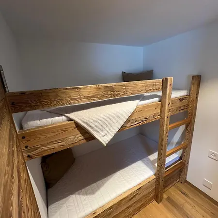 Apartment Bijou Spatz Two Near Oeschinen Kandersteg