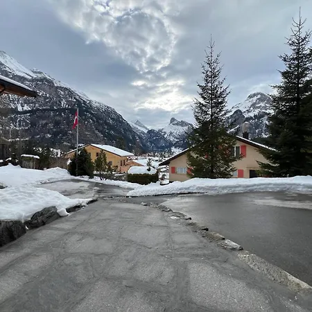 Spatz Garden Near Oeschinen Διαμέρισμα